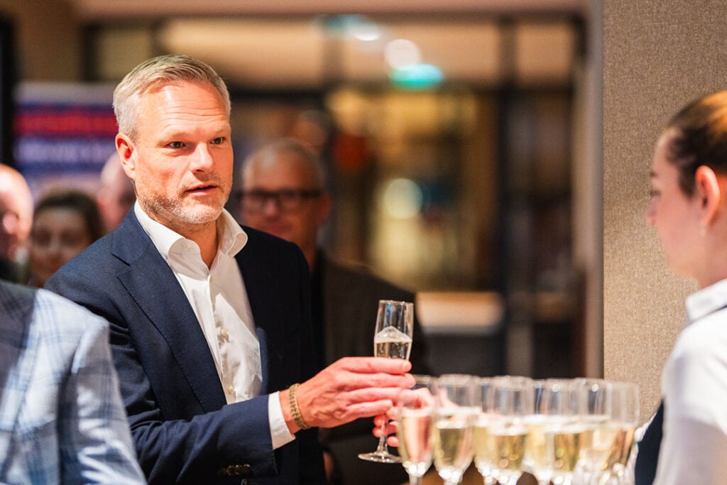 Proosten op 30 jaar Flexspecialisten