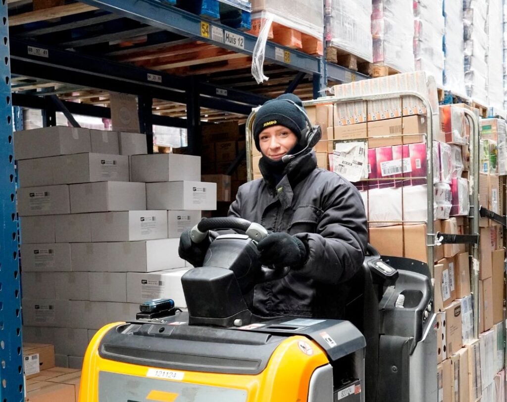 Logistics worker flower department Jumbo